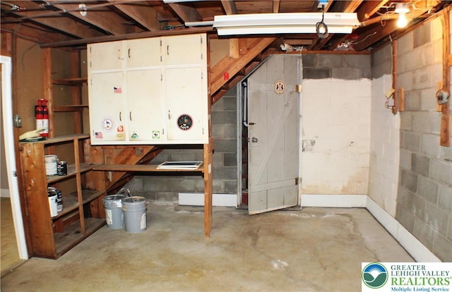 2037 Bert Ln, South Whitehall Twp, PA 18104 - photo 29