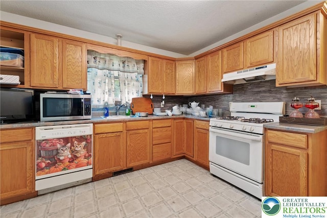 1127 Tomasula Dr, Coolbaugh Twp, PA 18466 - photo 7