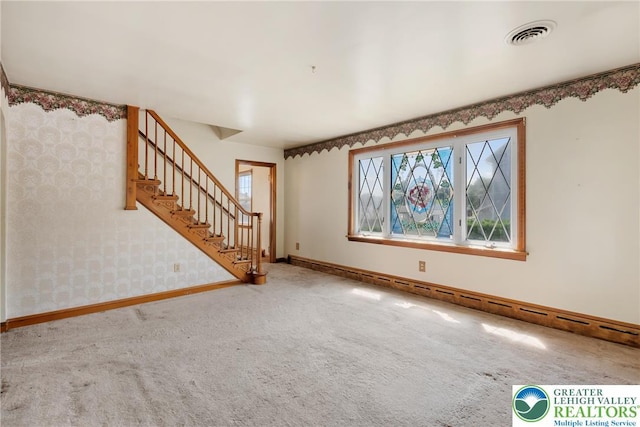 439 Center St, Nazareth Boro, PA 18064 - photo 4