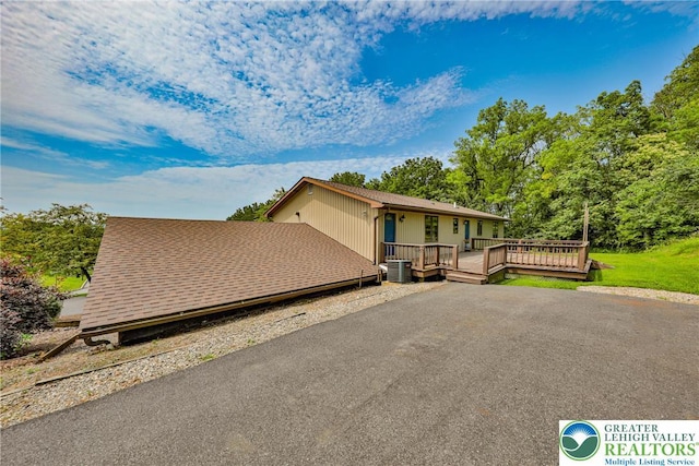 293 Crown View Ave, Stockertown Boro, PA 18083 - photo 4