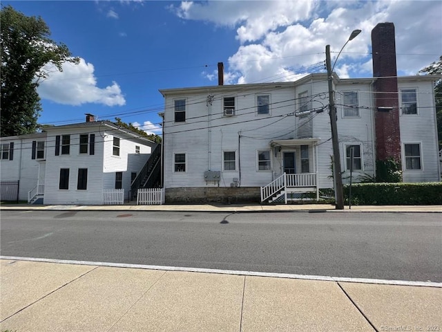 7 Otis St, Norwich, CT 06360 - photo 3