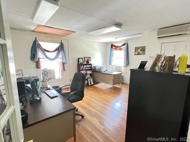 7 Otis St, Norwich, CT 06360 - photo 24