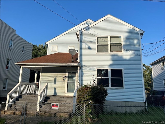 view of front of home