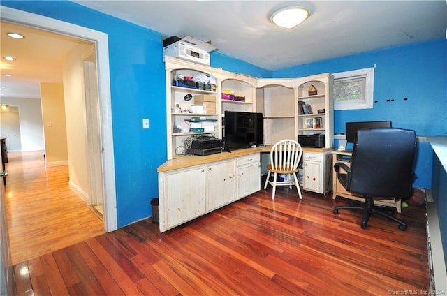 office with hardwood / wood-style floors