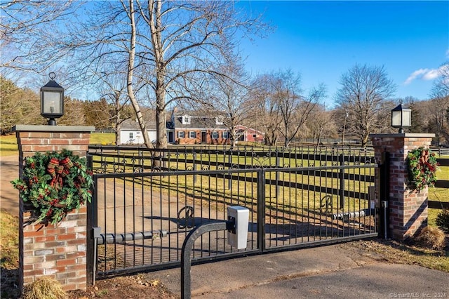 630 Cook Hill Rd, Cheshire, CT 06410 - view of gate