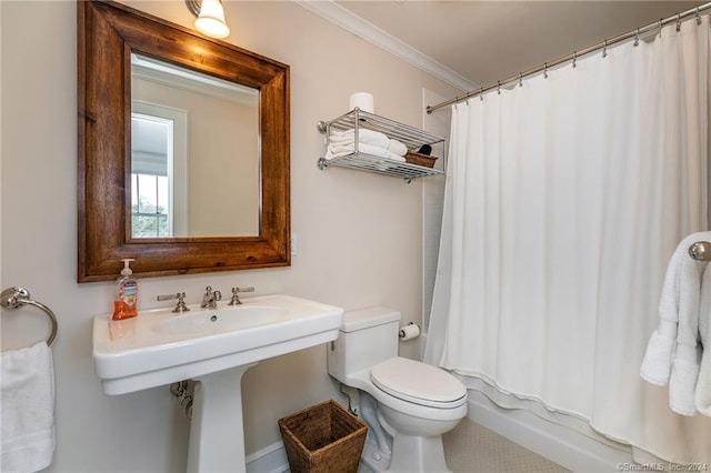 bathroom featuring tile patterned flooring, crown molding, toilet, and shower / tub combo