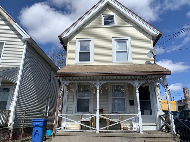 view of front of property with covered porch