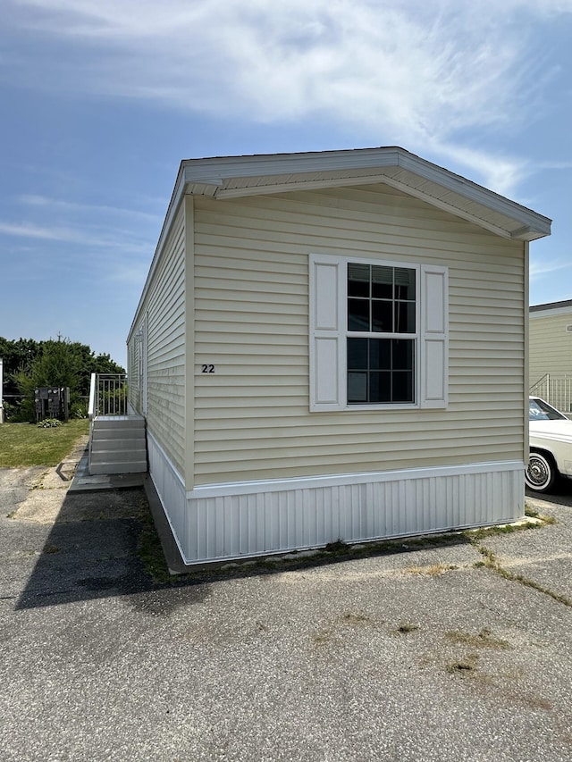 view of home's exterior