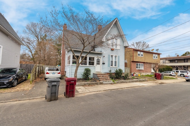 view of front of property