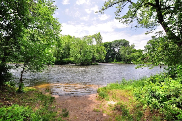 29 Early Dawn Cir Unit 29, Windsor, CT 06095 - water view