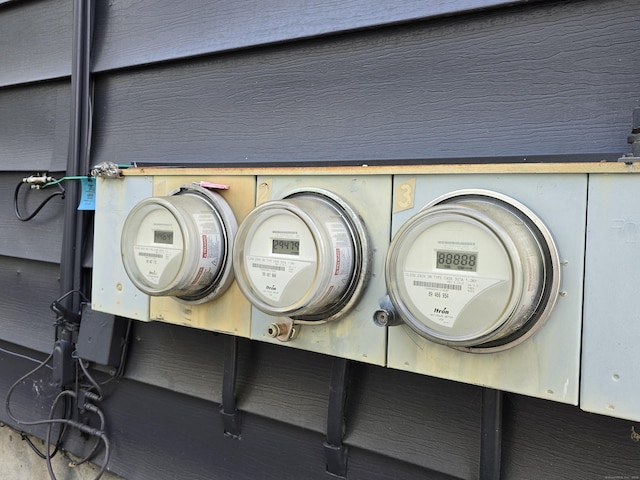 73 Bliss St, East Hartford, CT 06108 - exterior view of electric meter