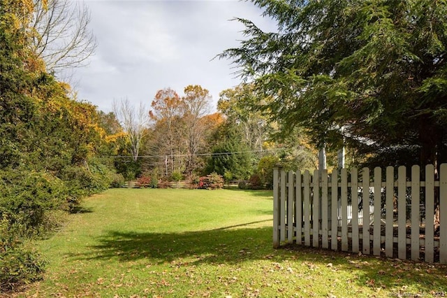6 Juniper Ledge Ln, Salisbury, CT 06039 - view of yard