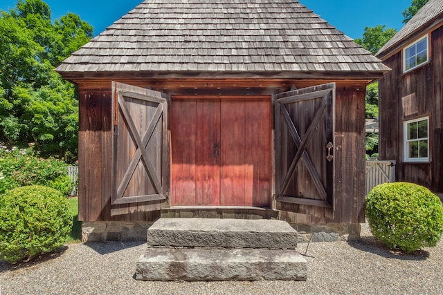 view of outbuilding