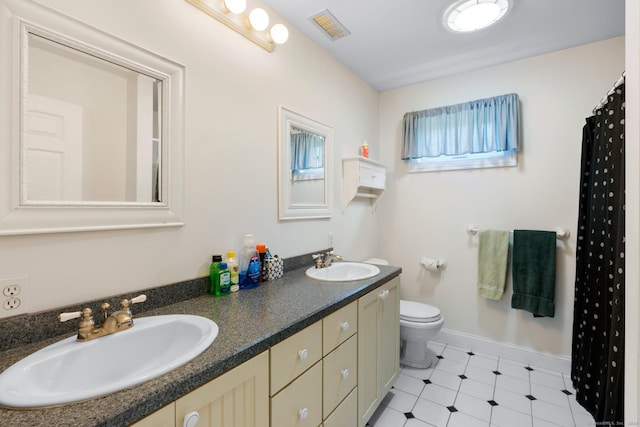 46 Nedobity Rd, Haddam, CT 06441 - bathroom featuring double vanity, toilet, baseboards, and a shower with curtain