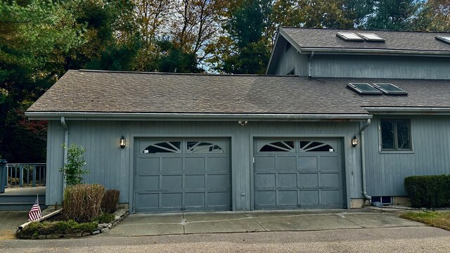 162 Pequot Trl, Stonington, CT 06379 - garage with concrete driveway