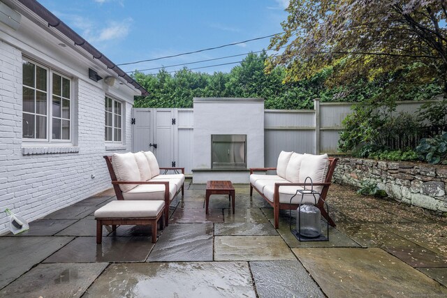 view of patio featuring an outdoor hangout area