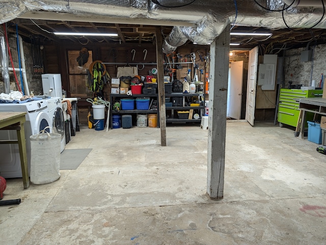 basement with washer and dryer