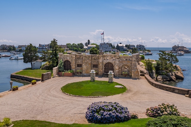 view of home's community featuring a water view