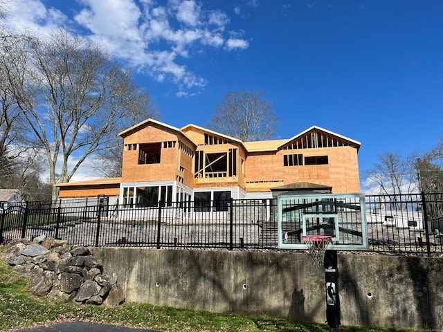 view of front facade featuring a garage