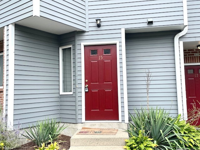 view of property entrance