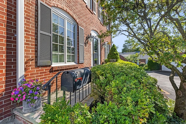75 Bank St Unit 75, New Canaan, CT 06840 - photo 2
