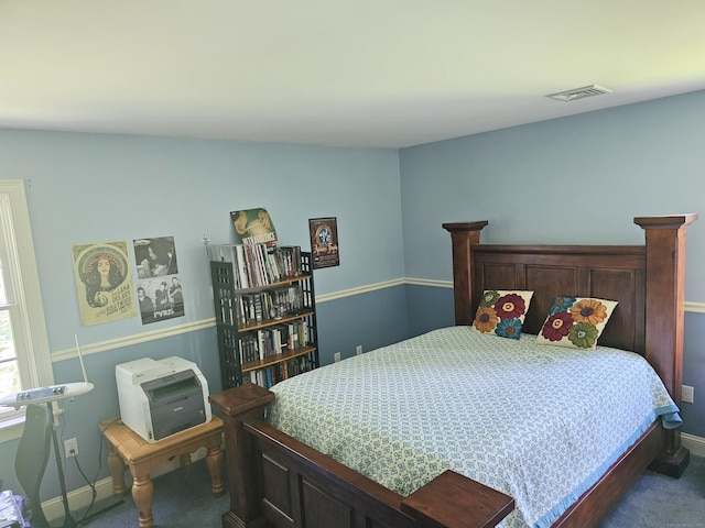 bedroom with carpet