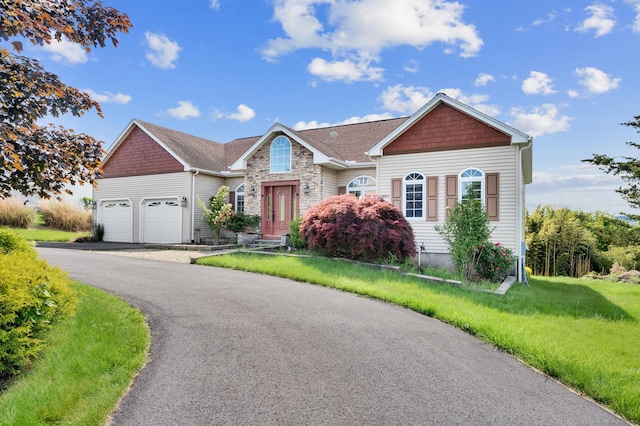 15 Huntington Ridge Rd, Wallingford, CT 06492 - traditional-style home with asphalt driveway and a garage