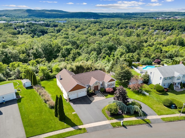 15 Huntington Ridge Rd, Wallingford, CT 06492 - view of subject property with a heavily wooded area