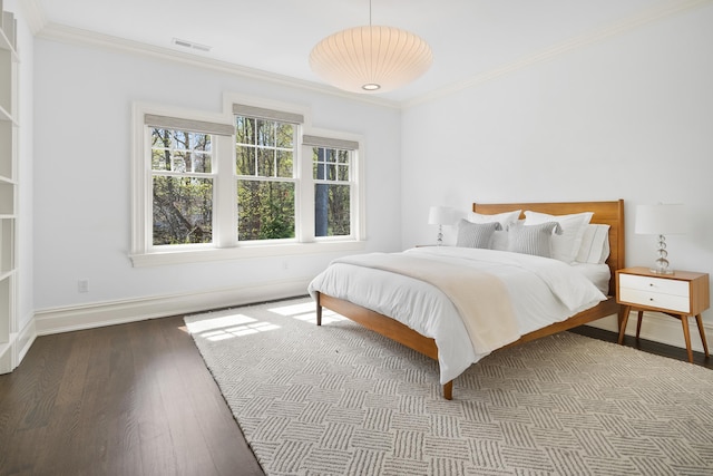 29 Sturges Commons, Westport, CT 06880 - bedroom featuring dark wood-type flooring, visible vents, crown molding, and baseboards