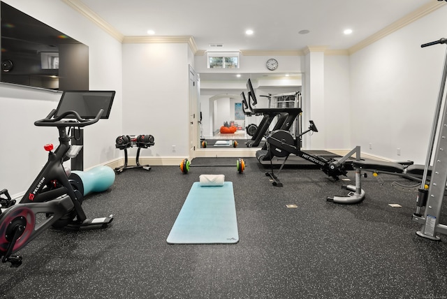 29 Sturges Commons, Westport, CT 06880 - exercise room with visible vents, crown molding, recessed lighting, and baseboards
