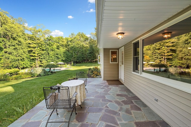 14 Stilson Ln, New Milford, CT 06776 - view of patio / terrace