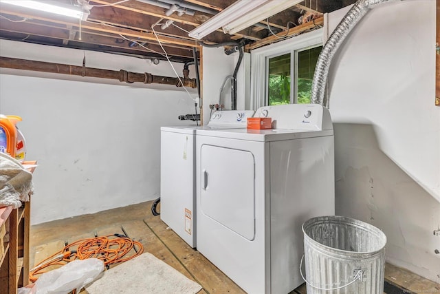 175 Sugar St, Newtown, CT 06470 - laundry room with washing machine and dryer and laundry area