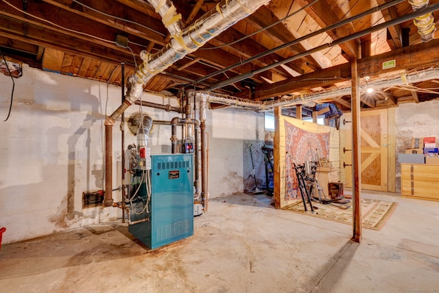 view of unfinished basement