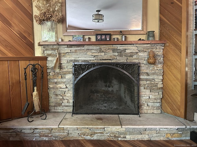 110 William St, Norwalk, CT 06851 - detailed view of a fireplace and wood walls