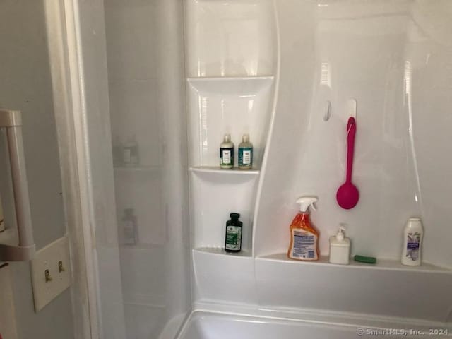 bathroom with walk in shower