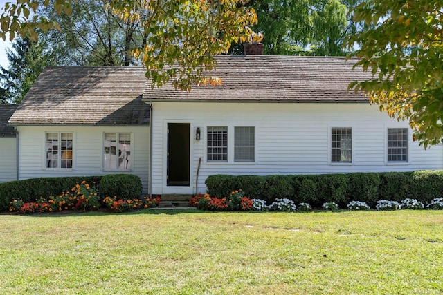 44 S St, Roxbury, CT 06783 - ranch-style home with a chimney and a front lawn