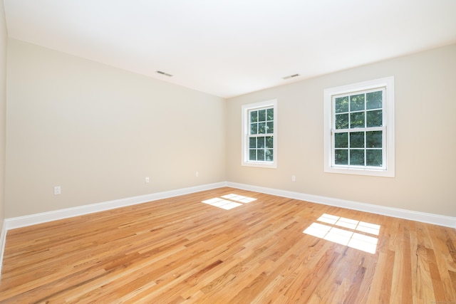 empty room featuring light hardwood / wood-style flooring