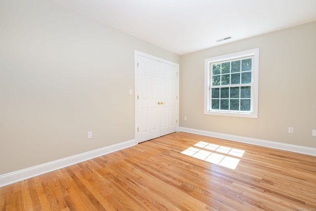 empty room featuring light hardwood / wood-style flooring