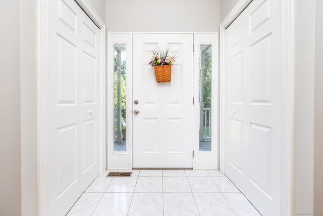 view of tiled entryway