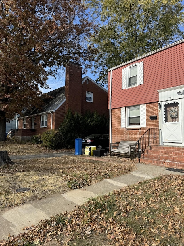 view of front of property