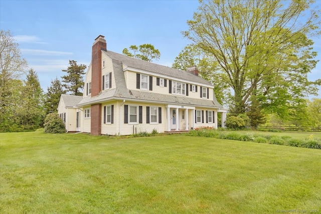 exterior space featuring a lawn