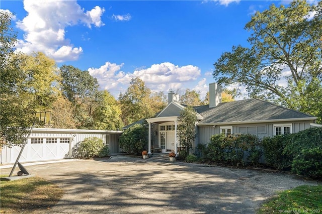 view of front of house featuring a garage