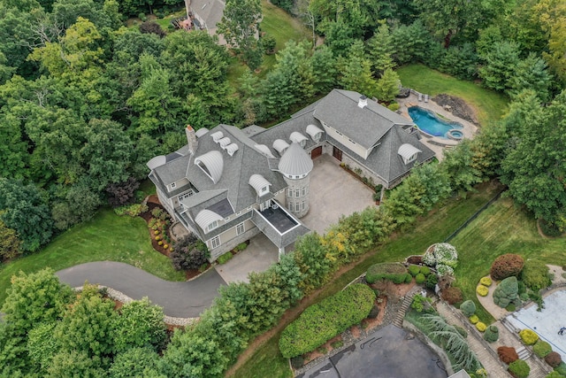 162 Balfour Dr, West Hartford, CT 06117 - aerial view of property and surrounding area with a pool area