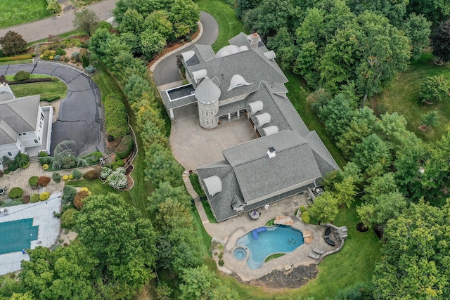 162 Balfour Dr, West Hartford, CT 06117 - aerial overview of property's location with a pool area