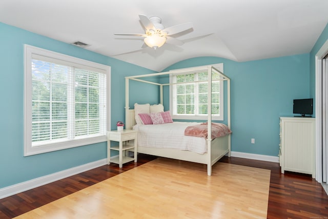162 Balfour Dr, West Hartford, CT 06117 - bedroom with wood finished floors, vaulted ceiling, baseboards, and a ceiling fan