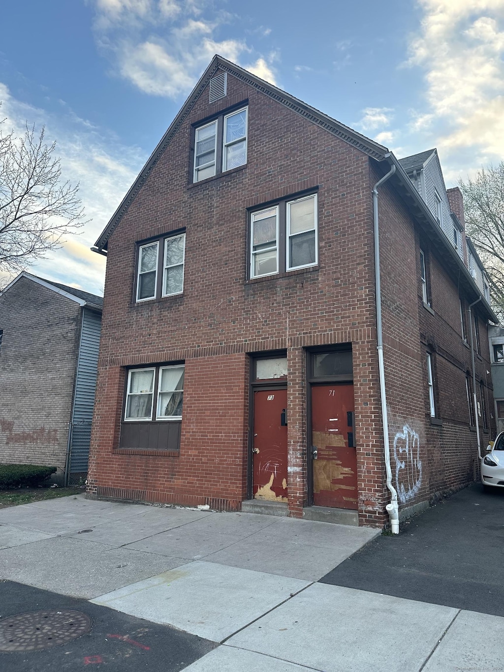 71 Franklin Ave, Hartford, CT 06114 - photo 1