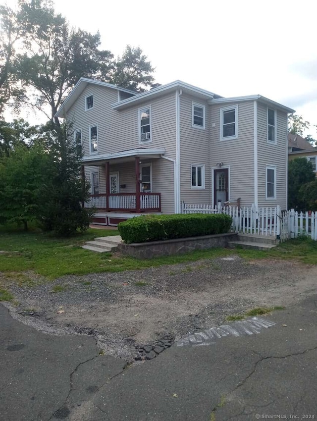 view of front of house with covered porch