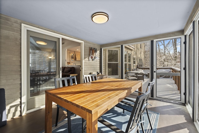 view of sunroom / solarium