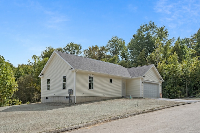 view of front of house with a garage