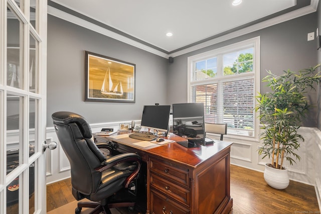 office area with crown molding and hardwood / wood-style flooring